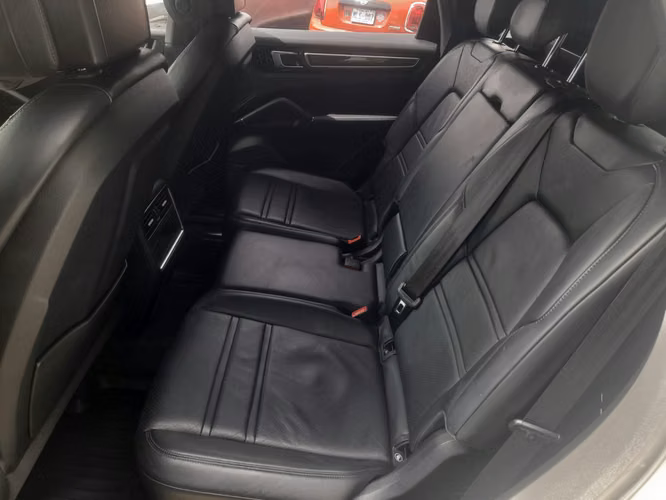 PORSCHE CAYENNE E-HYBRID - Imagen 9