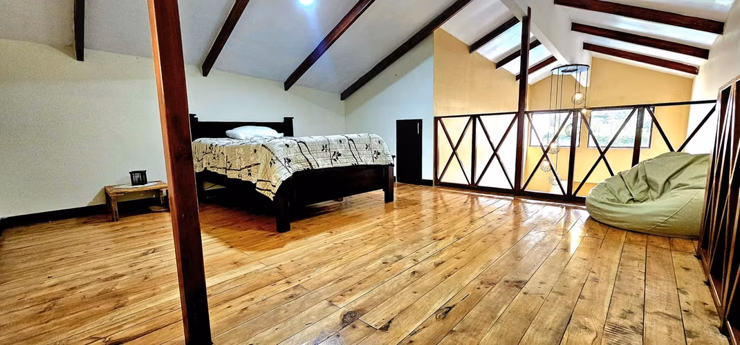 Venta de Casa en San Rafael de Heredia CASA INTELIGENTE.