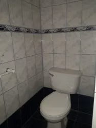 Casa con Apartamento en Urbanización Jerez, cerca de Oxigeno, Heredia - Imagen 9