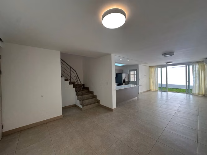ALQUILER DE CASA EN CONDOMINIO GUACHI 310 - Imagen 6