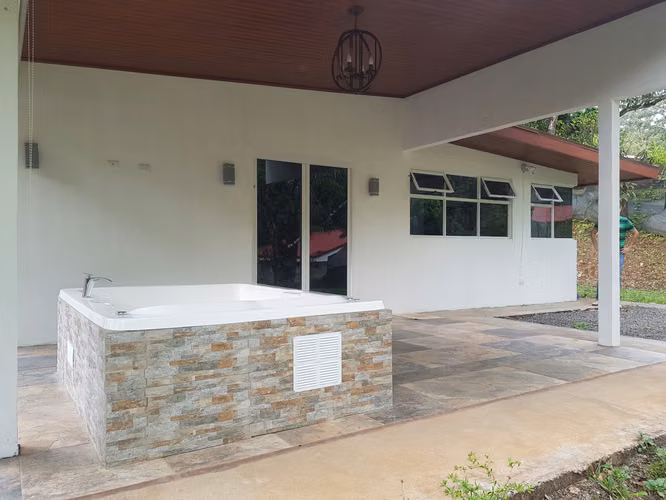 Quinta con Casa en San Mateo, Alajuela - Imagen 4