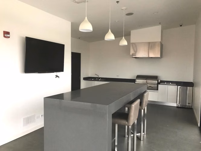ALQUILER DE APARTAMENTO EN ESCAZÚ VILLAGE CON LINEA BLANCA - Imagen 17