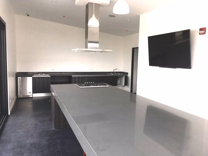 ALQUILER DE APARTAMENTO EN ESCAZÚ VILLAGE CON LINEA BLANCA - Imagen 7