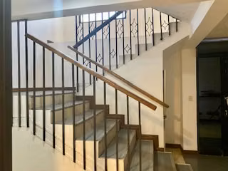 Se alquila edificio de 3 pisos con parqueo interno en San José - Imagen 13