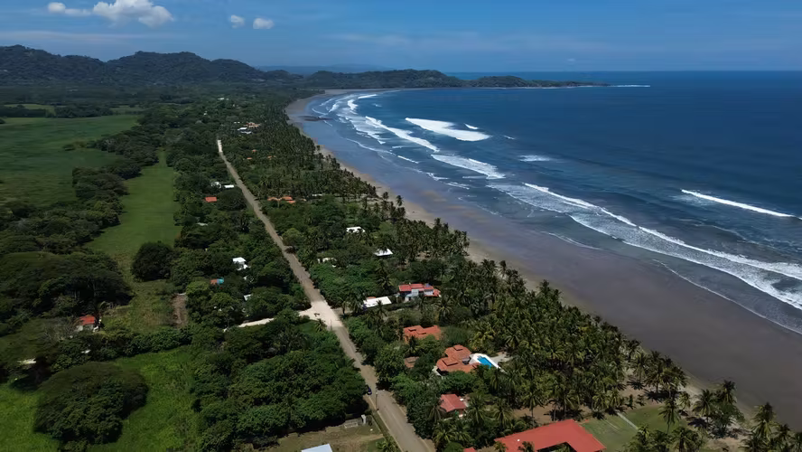 Casa de Lujo con Piscina Privada en Venta – Playa Coyote, Guanacaste