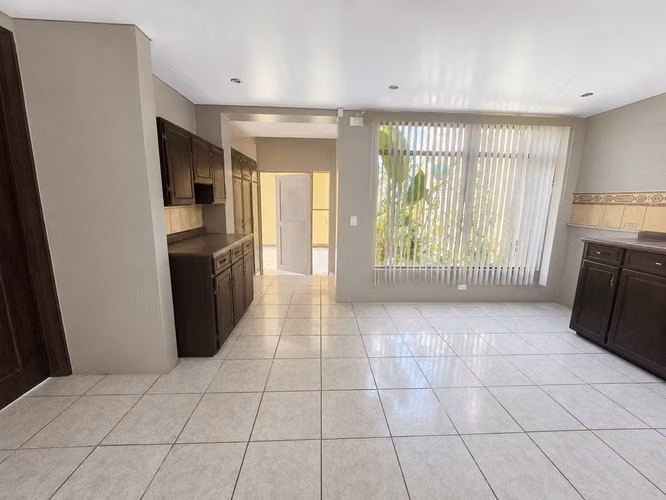 Casa en Venta Villa Adobe, San Pablo | 3 Hab | 3 Parqueos - Imagen 11