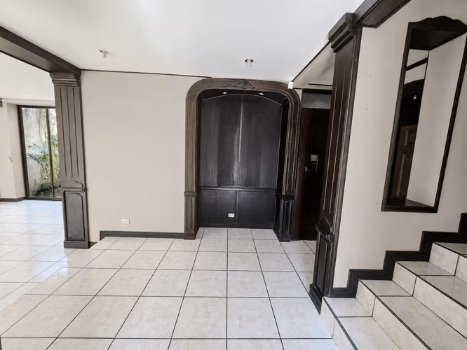 Casa en Venta Villa Adobe, San Pablo | 3 Hab | 3 Parqueos - Imagen 2
