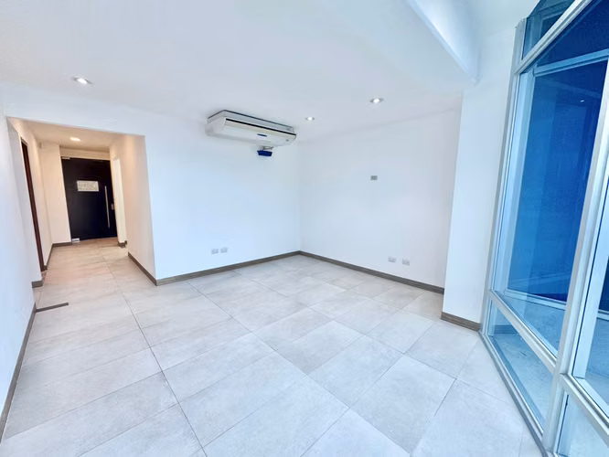 Oficina ideal para consultorio - 42m2 - Imagen 7