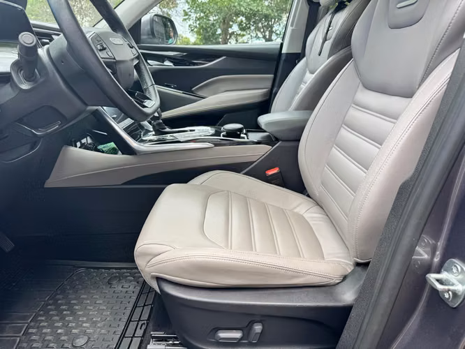 Maxus SUV , Automático, 4x2, Motor 1500cc - Imagen 7