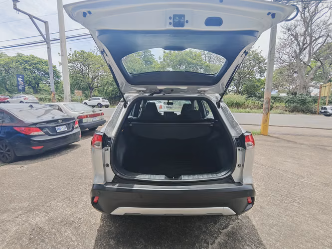 Toyota Corolla Cross, Automático, 4x2, Mod 2024, Motor 2000cc - Imagen 7