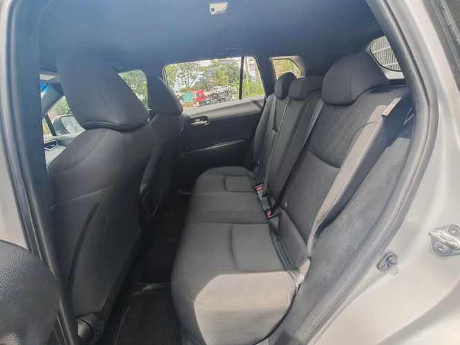 Toyota Corolla Cross, Automático, 4x2, Mod 2024, Motor 2000cc - Imagen 9