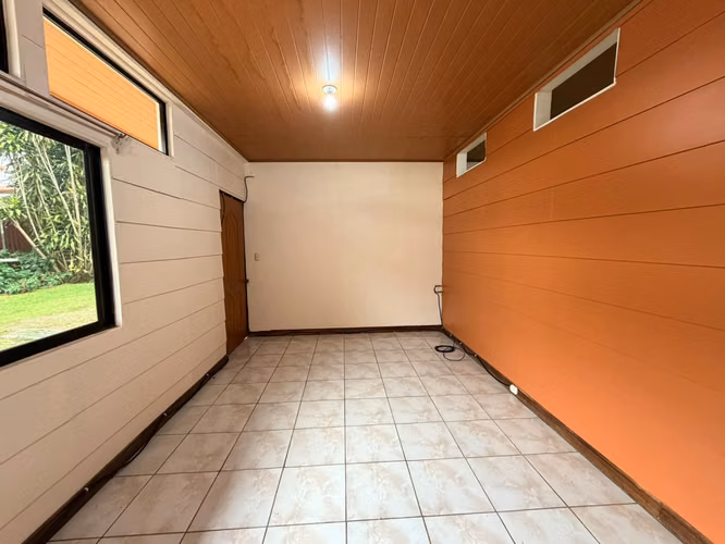 Apartamento en alquiler en Mercedes Norte, Heredia  - Imagen 2