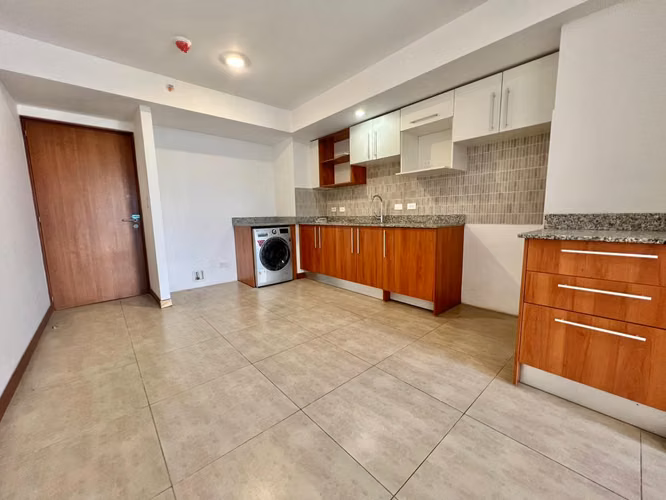 Apartamento de un dormitorio en torre en Los Yoses - Imagen 5