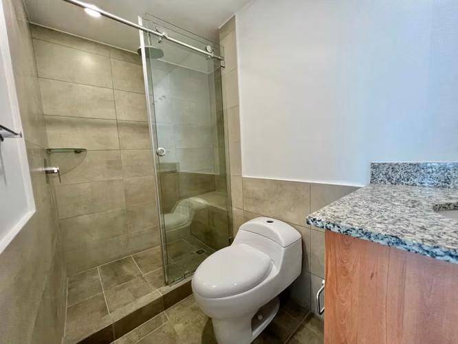 Apartamento de un dormitorio en torre en Los Yoses - Imagen 8