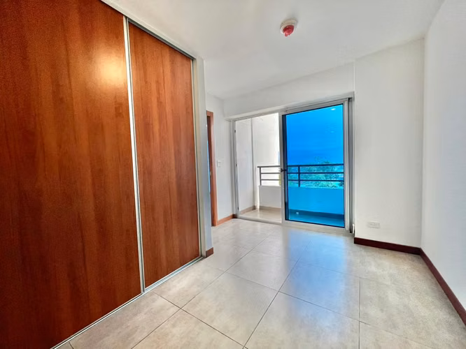 Apartamento de un dormitorio en torre en Los Yoses - Imagen 2