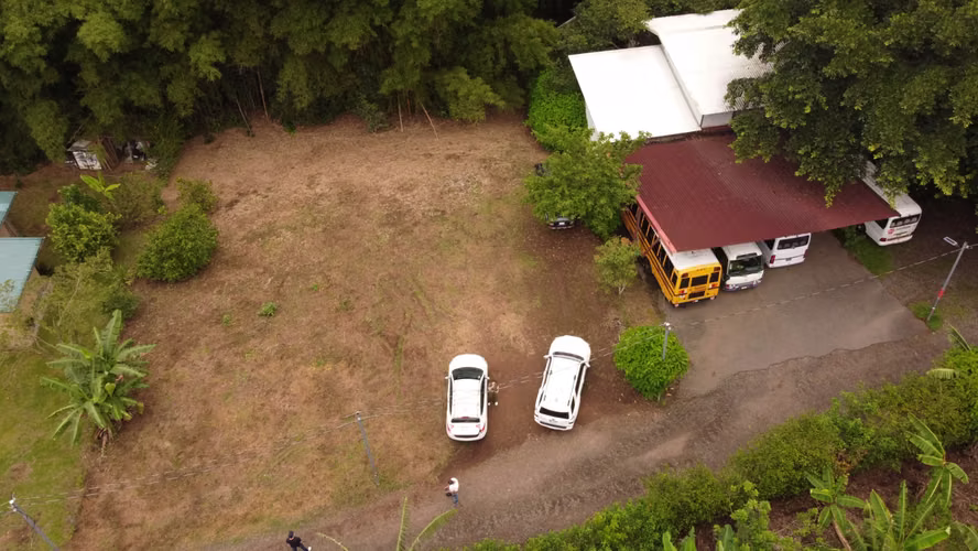 Lote en pequeña comunidad cerrada en Naranjo - Imagen 5