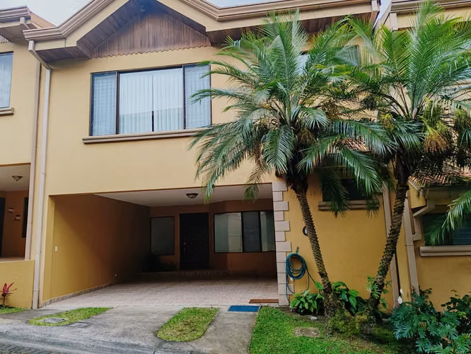 Vendo casa en condominio San Rafael de Montes de Oca - Imagen 2