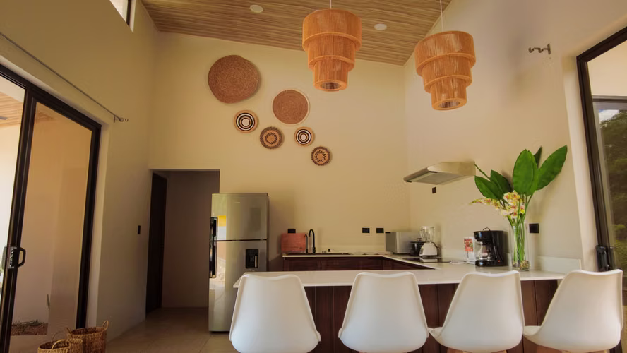 Apartamento y casa de 1-2 hab., AC, con Piscina a 20 min de las playas | Casas Numu - Imagen 3