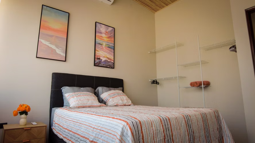 Apartamento y casa de 1-2 hab., AC, con Piscina a 20 min de las playas | Casas Numu - Imagen 7
