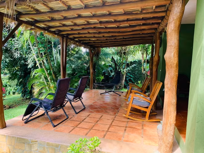 Vendo Quinta de Recreo en Orotina con Casa y Apartamento