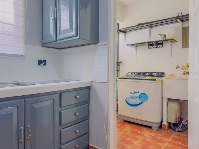 Central Place 9 | Playas del Coco | Planta baja, 2 habitaciones, 1 bano, caminable al centro