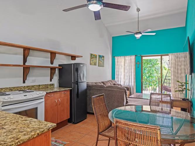 La Colina Ocotal 7038 | Condominio de 2 habitaciones, comunidad frondosa, 4 piscinas, Coco a Ocotal - Imagen 10