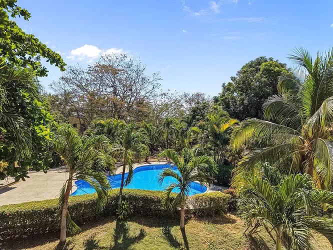 La Colina Ocotal 7038 | Condominio de 2 habitaciones, comunidad frondosa, 4 piscinas, Coco a Ocotal - Imagen 4