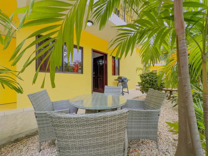Albatros #2 | Condominio llave en mano en planta baja, 2 hab / 2 banos, en Playas del Coco - Imagen 2
