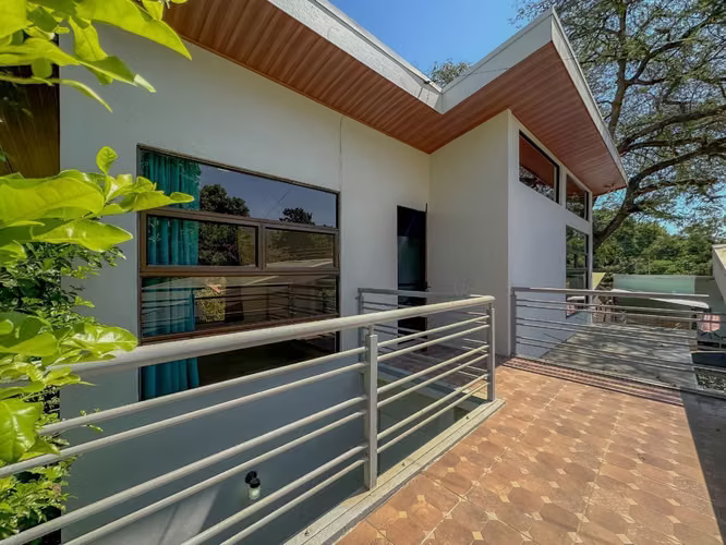 Anna's Tree House | Casa luminosa y aireada con jardin y loft - Imagen 17