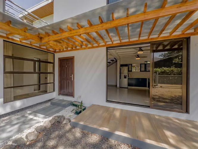 Anna's Tree House | Casa luminosa y aireada con jardin y loft - Imagen 6