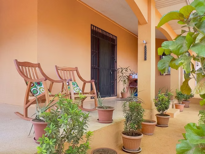 Casa Cazador de Olas | Casa de 3 habitaciones + posibilidades de lote adicional