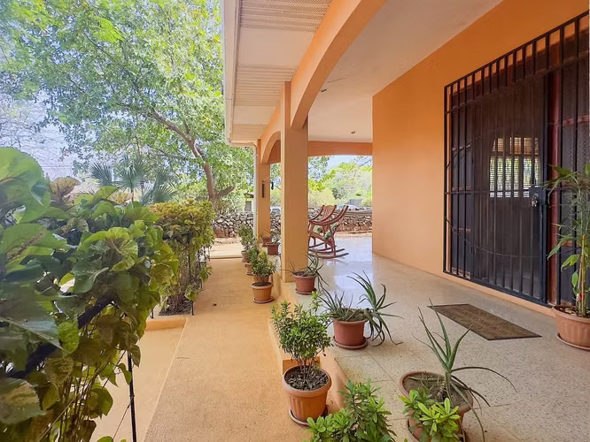 Casa Cazador de Olas | Casa de 3 habitaciones + posibilidades de lote adicional