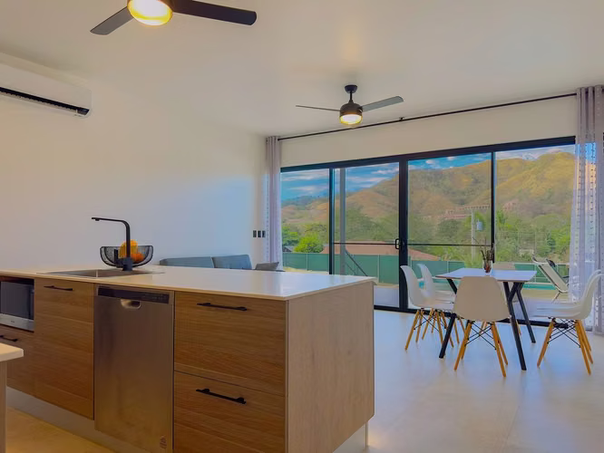 Casa Colina Vista | Casa moderna con piscina y sauna cerca de Ocotal y Coco