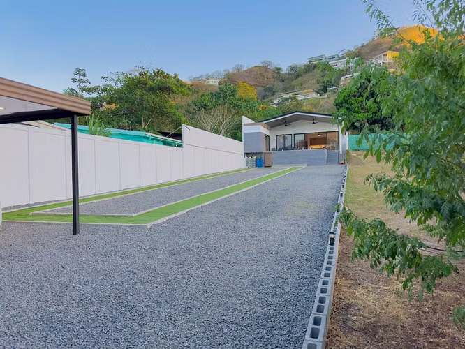 Casa Colina Vista | Casa moderna con piscina y sauna cerca de Ocotal y Coco