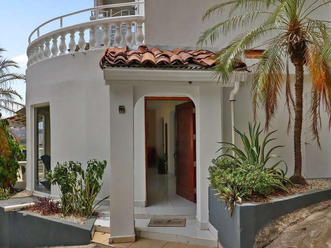 Casa Perla en Okeanos | Vistas al mar, piscina y terraza en azotea en Playas del Coco - Imagen 23