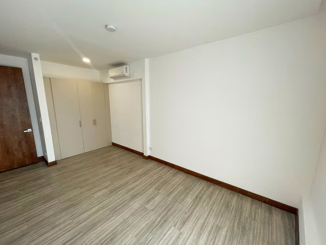 APARTAMENTO EN ALQUILER EN ROHRMOSER CON VISTA AL PARQUE! P608 - Imagen 9