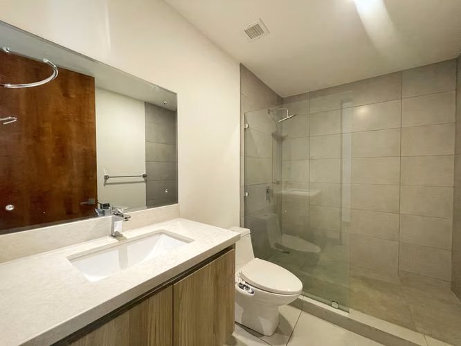APARTAMENTO EN ALQUILER EN ROHRMOSER CON VISTA AL PARQUE! P608 - Imagen 5