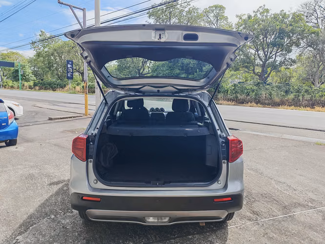 Suzuki Vitara GL Plus A, Automático, 4x4, Motor 1600cc, mod 2025 - Imagen 6