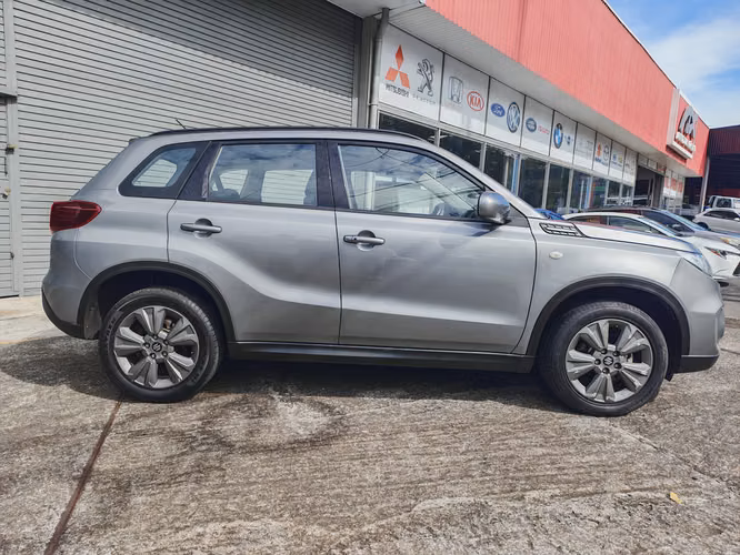 Suzuki Vitara GL Plus A, Automático, 4x4, Motor 1600cc, mod 2025 - Imagen 3