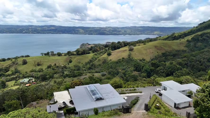 Se vende complejo de villas en Tilaran con vista al Lago Arenal - Imagen 19