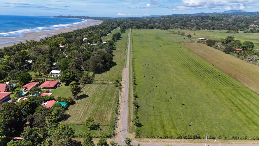 Se venden lotes a 200mts de la playa - Imagen 4