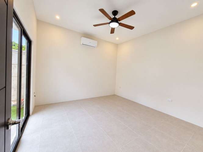 Venta de Casa Nueva en Playas del Coco