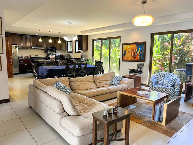 Venta de casa a de 2 niveles, Condominio - Imagen 5