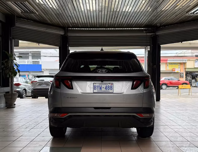 Hyundai Tucson GL HTrac 2024 - Imagen 4