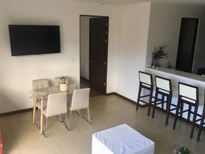 Apartamento Amoblado en Alquiler en Escazú | 2 Habitaciones - Imagen 2