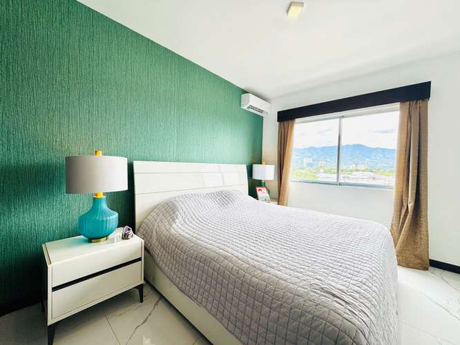 Apartamento amueblado de 2 habitaciones en Sabana Norte, San José, con piscina y vista - Imagen 13