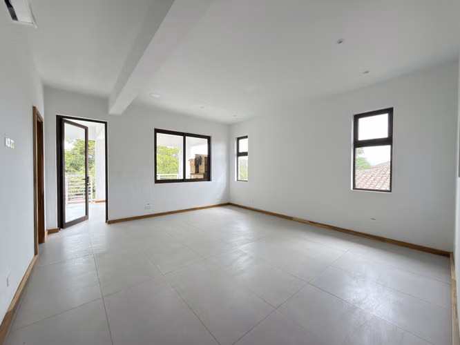 Casa de Lujo Nueva en La Guácima 415m2 4 Habitaciones Lote 778 m² Condominio Exclusivo - Imagen 10