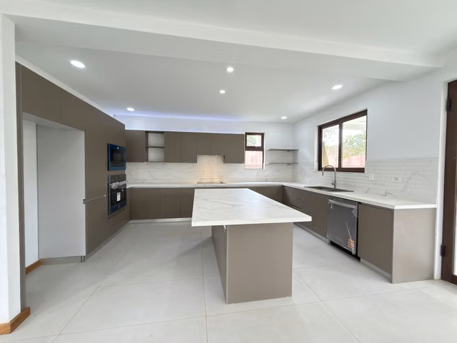 Casa de Lujo Nueva en La Guácima 415m2 4 Habitaciones Lote 778 m² Condominio Exclusivo - Imagen 12