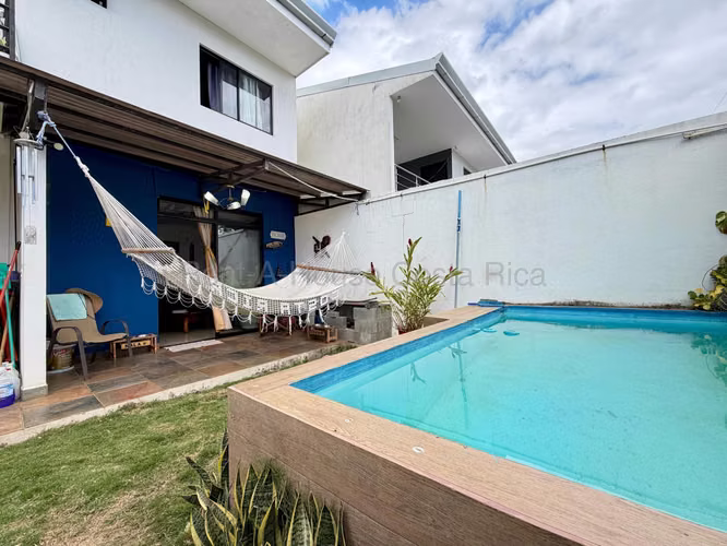 G.A. Se Vende Casa en Condominio, Ulloa de Heredia - Imagen 8