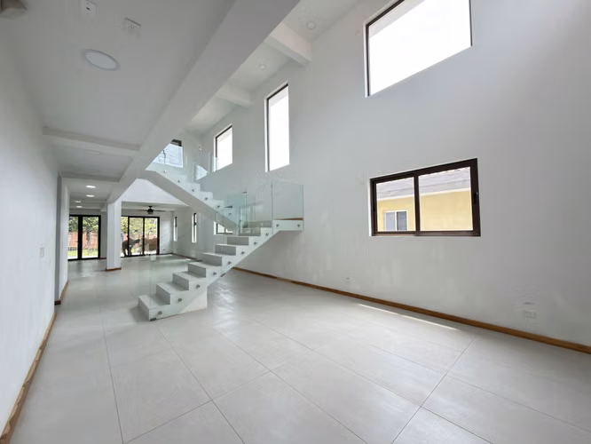 Casa a estrenar Condominio Posada del Río La Guácima, 4 habitaciones en suite, línea blanca incluida - Imagen 3
